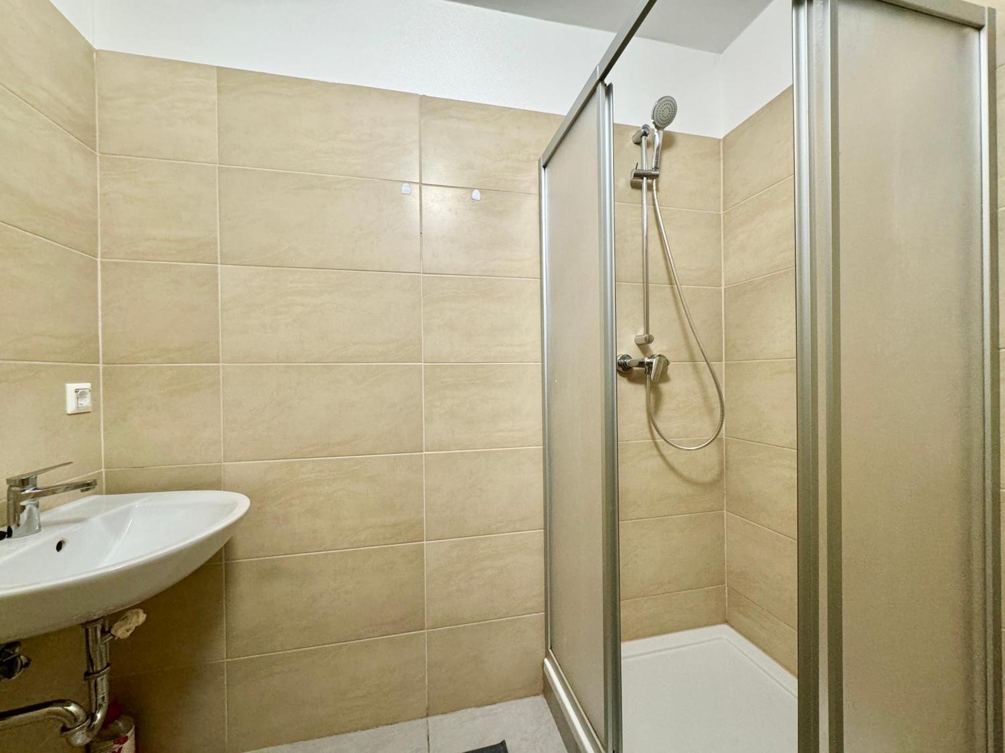 Stylish Schonbrunn Apartments With Free Parking Viena Exterior foto